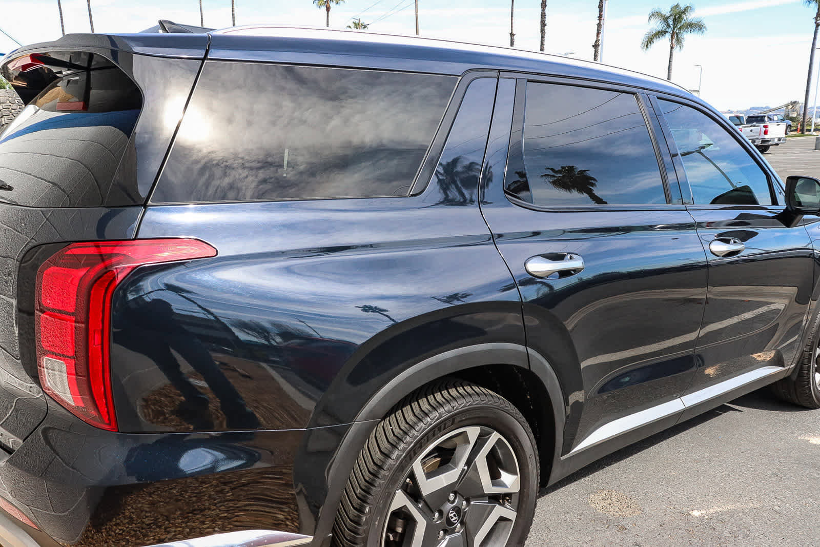 Used 2023 Hyundai Palisade Limited image 8