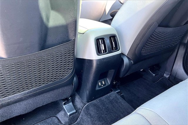 Used 2022 Hyundai Tucson Limited image 22