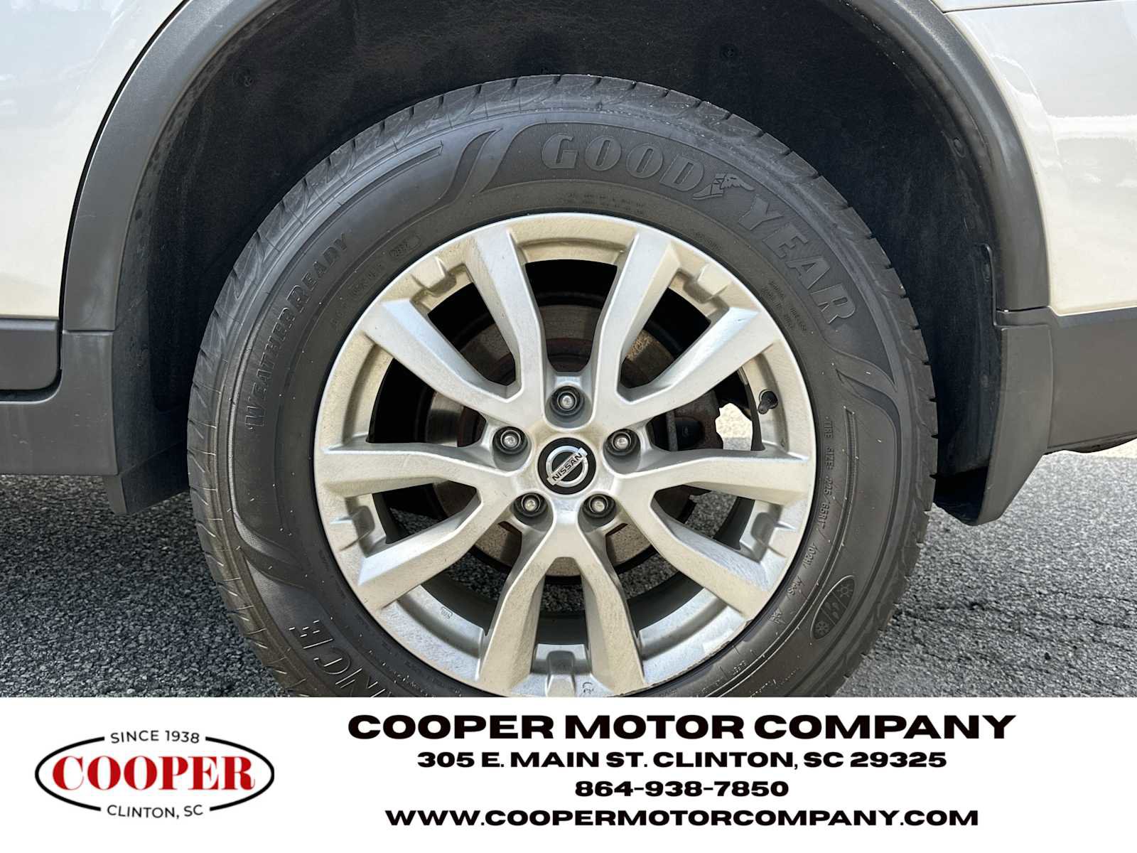 Used 2018 Nissan Rogue SV w/ Premium Package image 20