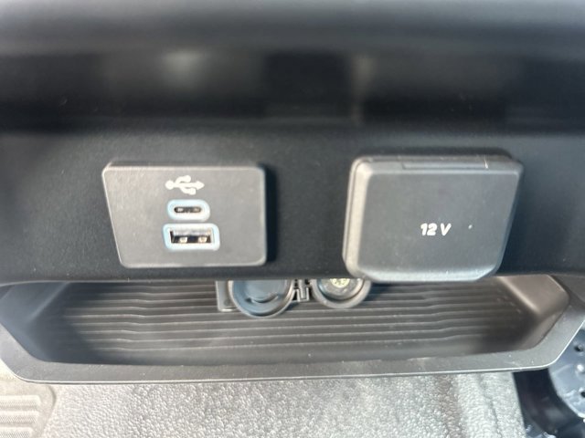 New 2023 Ford F550 2WD Regular Cab Super Duty image 28