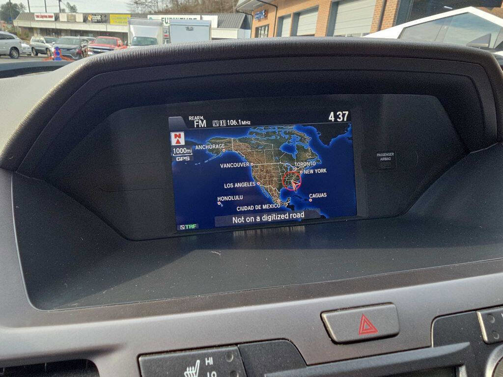 Used 2015 Honda Odyssey Touring Elite image 14