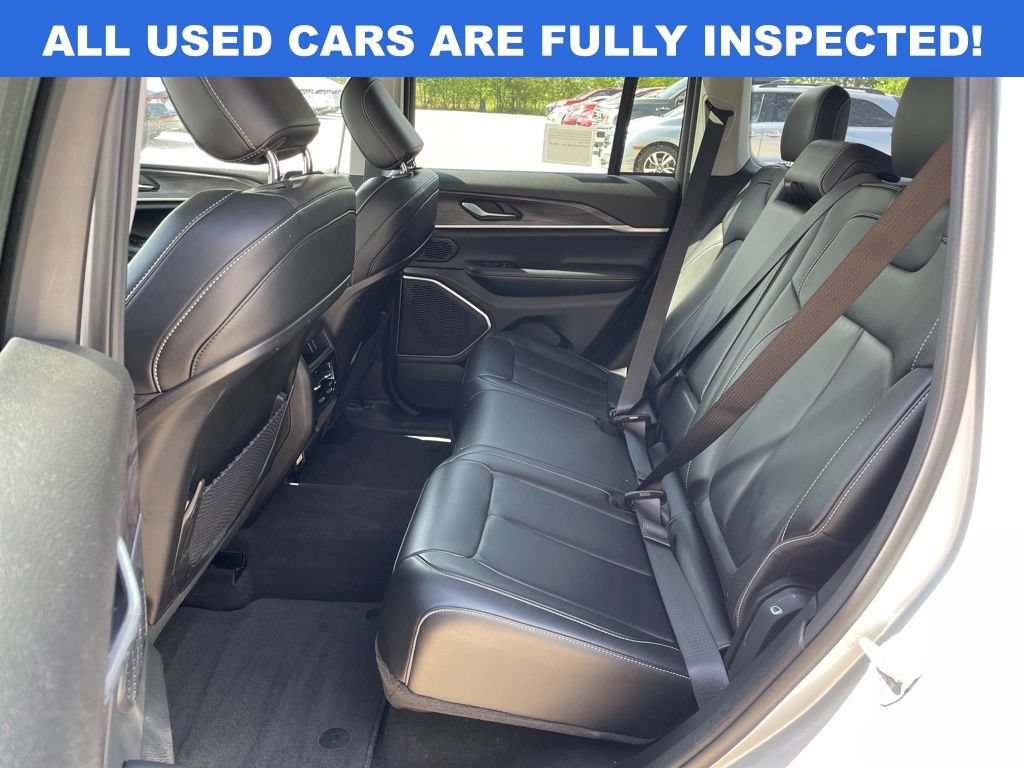 Used 2022 Jeep Grand Cherokee Limited AWD/4WD image 10