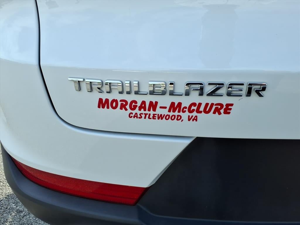 Used 2023 Chevrolet TrailBlazer LT FWD image 7
