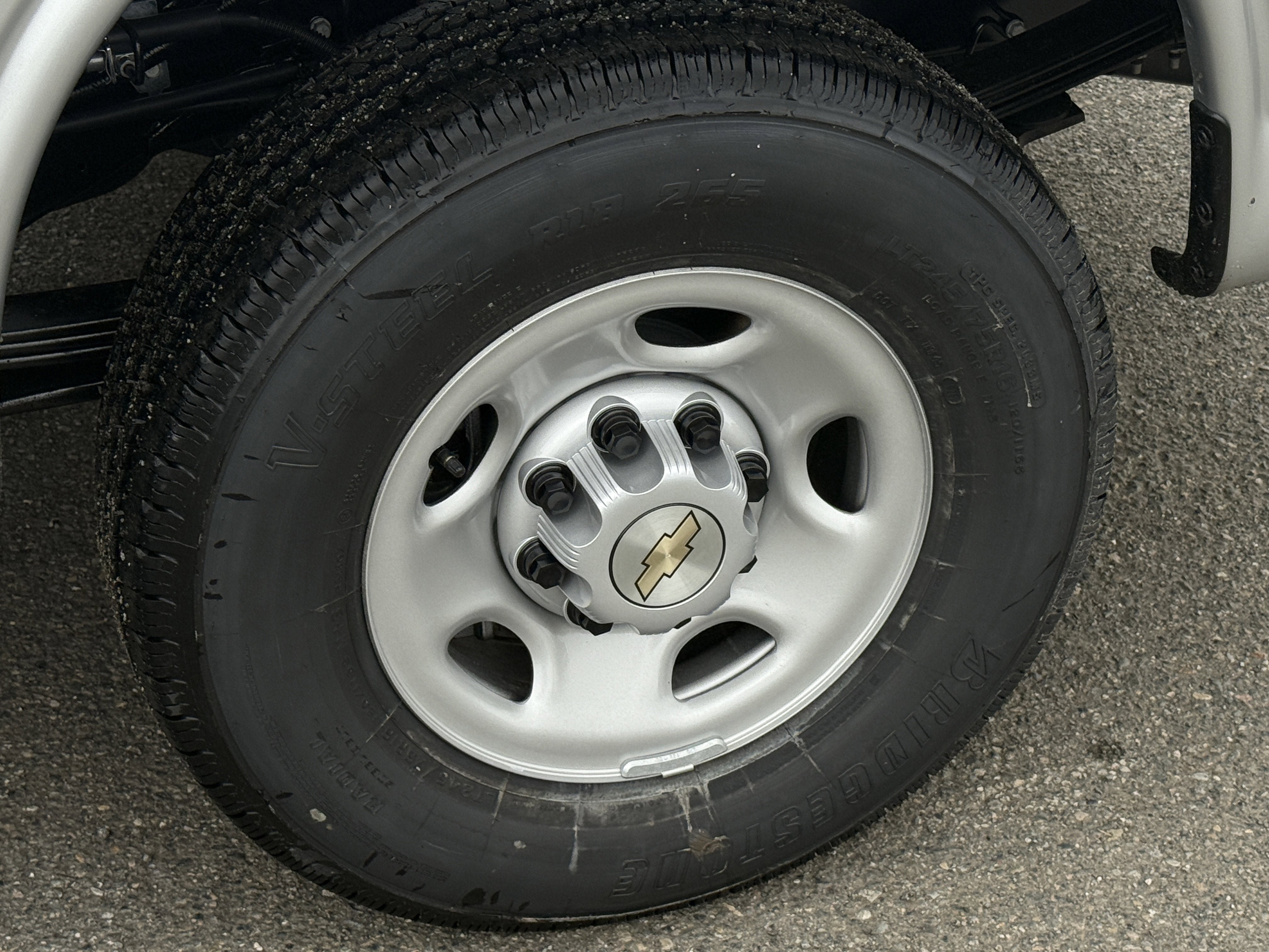 New 2026 Chevrolet Express 2500 RWD image 25