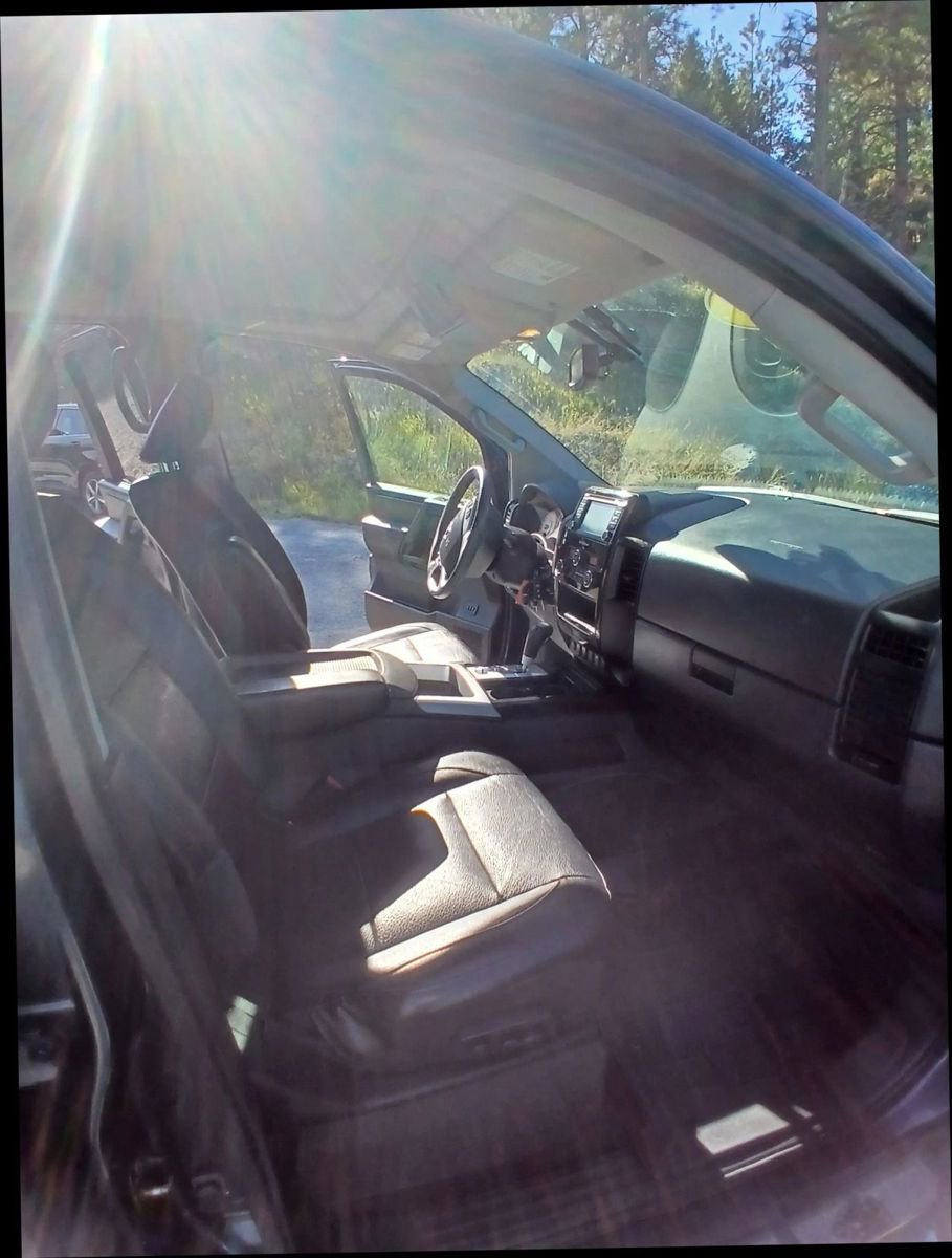Used 2013 Nissan Titan SL AWD/4WD image 12