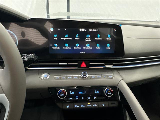 New 2025 Hyundai Elantra SEL image 29