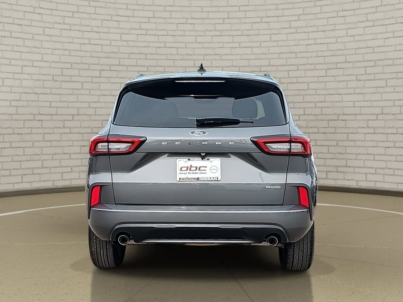 Used 2024 Ford Escape ST-Line image 6