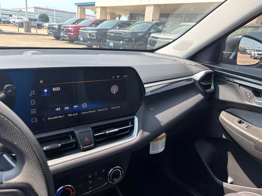 New 2026 Chevrolet TrailBlazer LS w/ LS Convenience Package FWD image 19