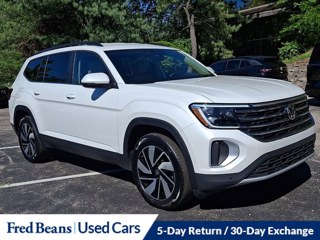 Used 2026 Volkswagen Atlas SE AWD/4WD image 1