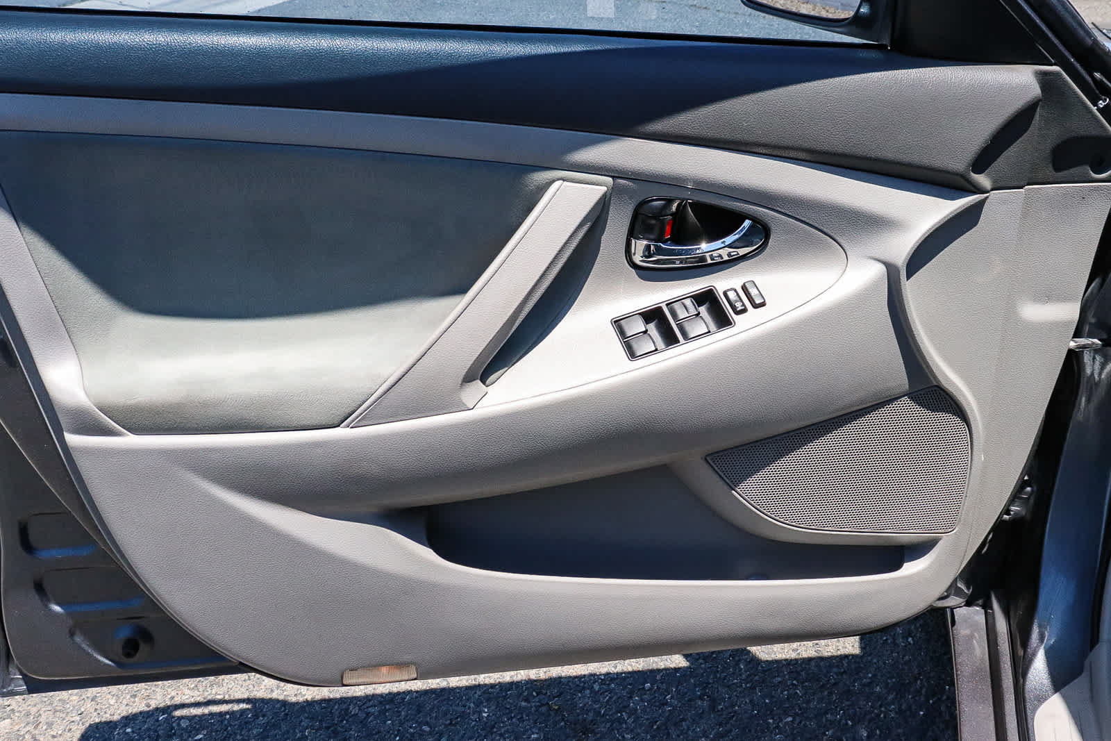 Used 2007 Toyota Camry Hybrid FWD image 26
