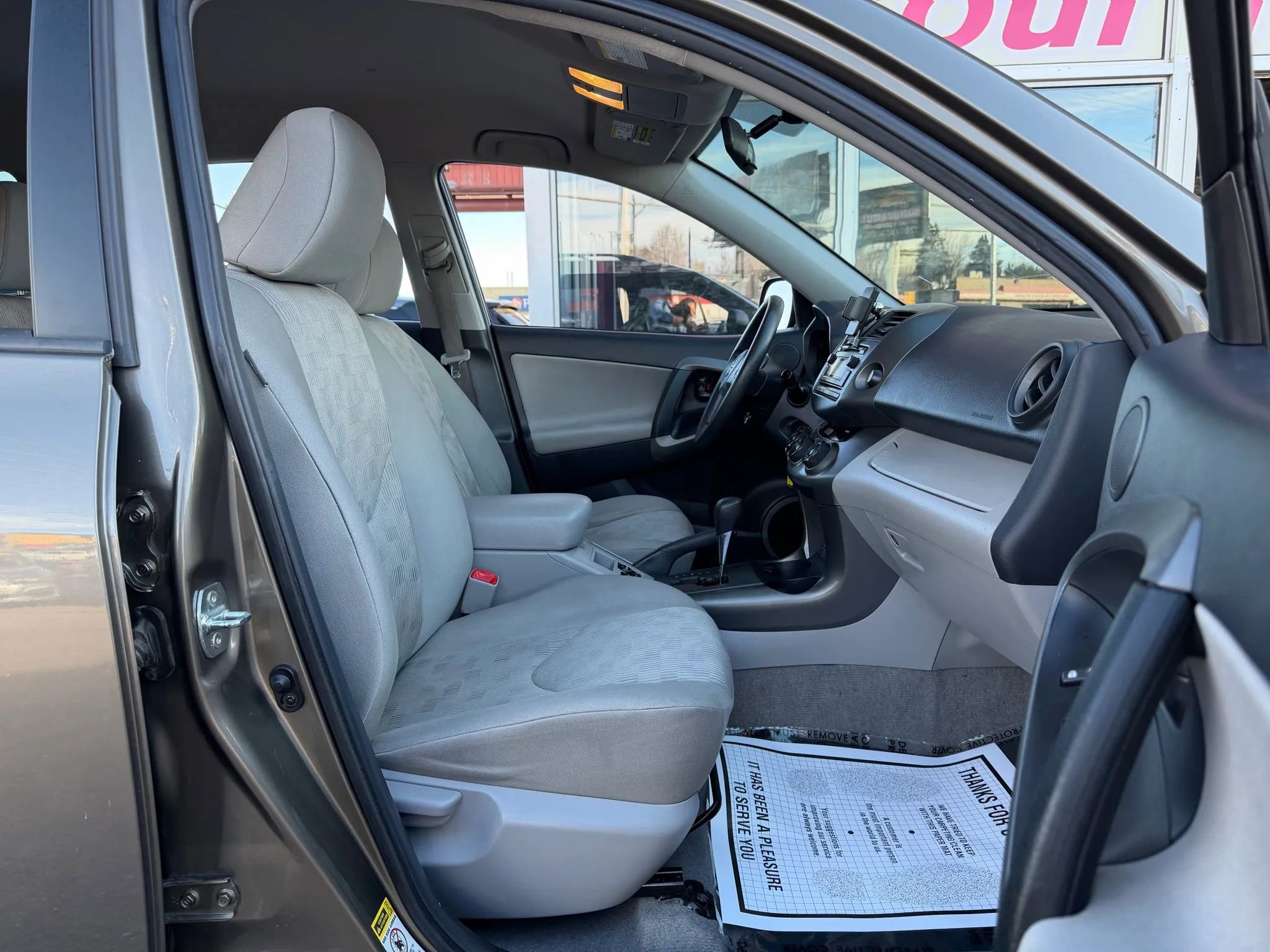 Used 2012 Toyota RAV4 4WD w/ Value Pkg image 18