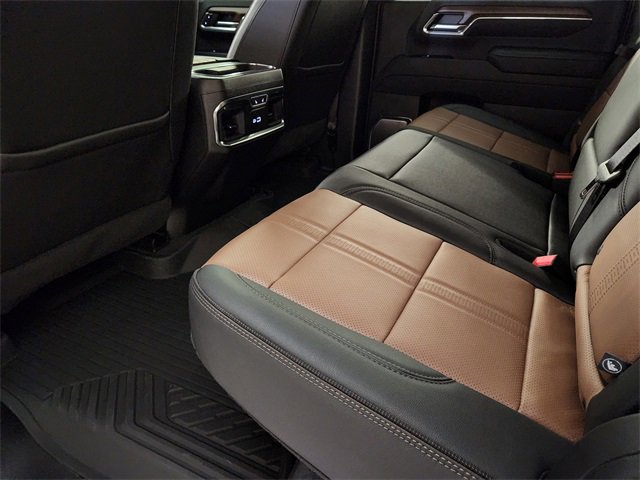 Used 2024 Chevrolet Silverado 2500 High Country w/ High Country Premium Package image 28