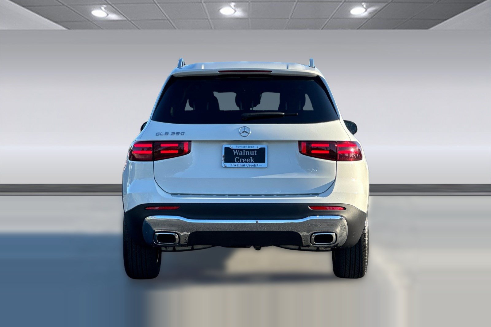 New 2026 Mercedes-Benz GLB 250 image 10