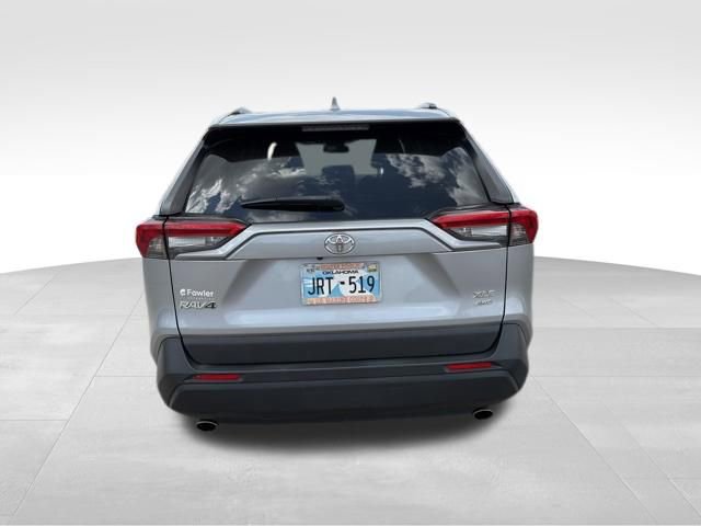 Used 2019 Toyota RAV4 XLE Premium image 4