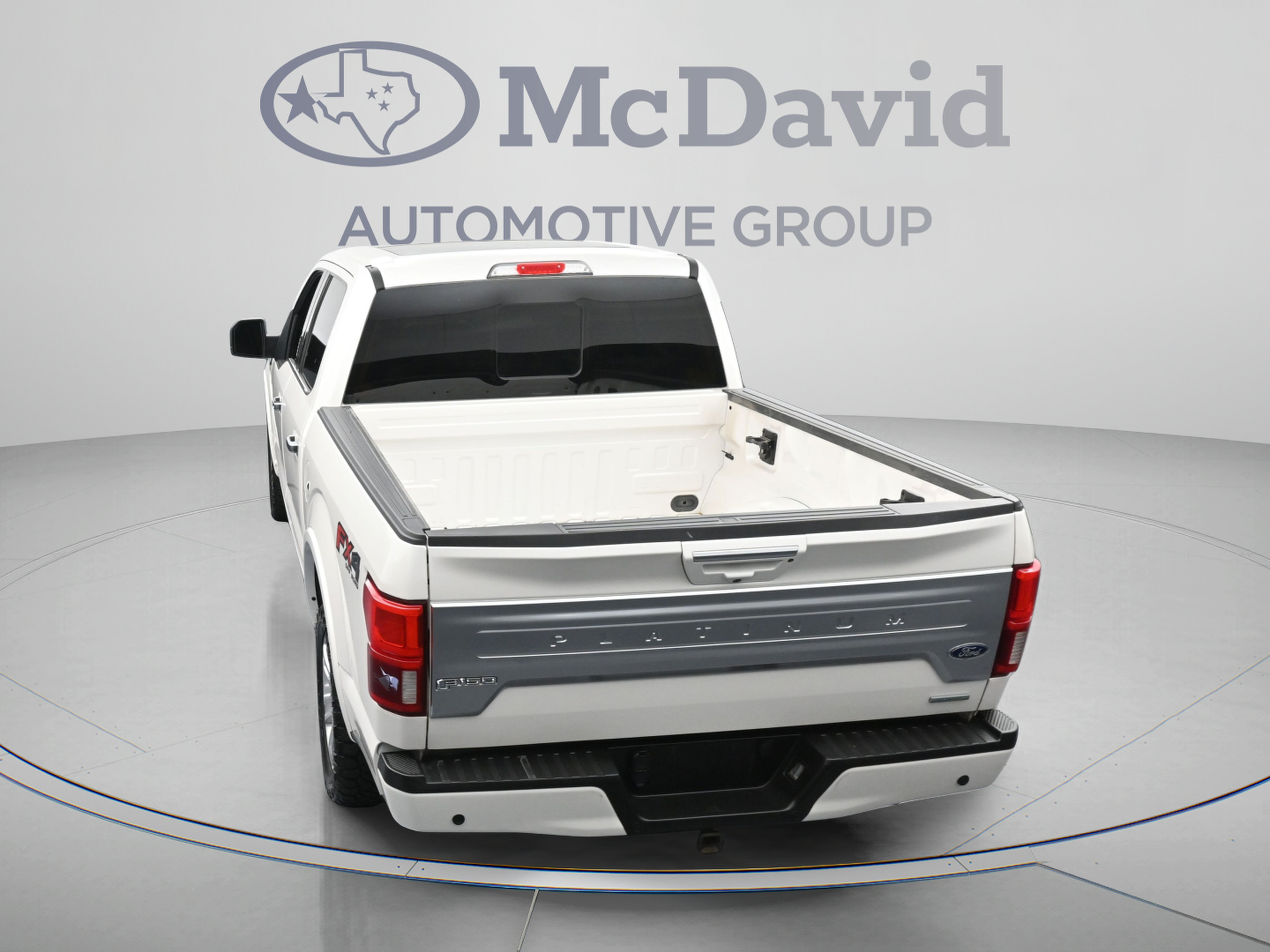 Used 2018 Ford F150 Platinum w/ Equipment Group 701A Luxury AWD/4WD image 38