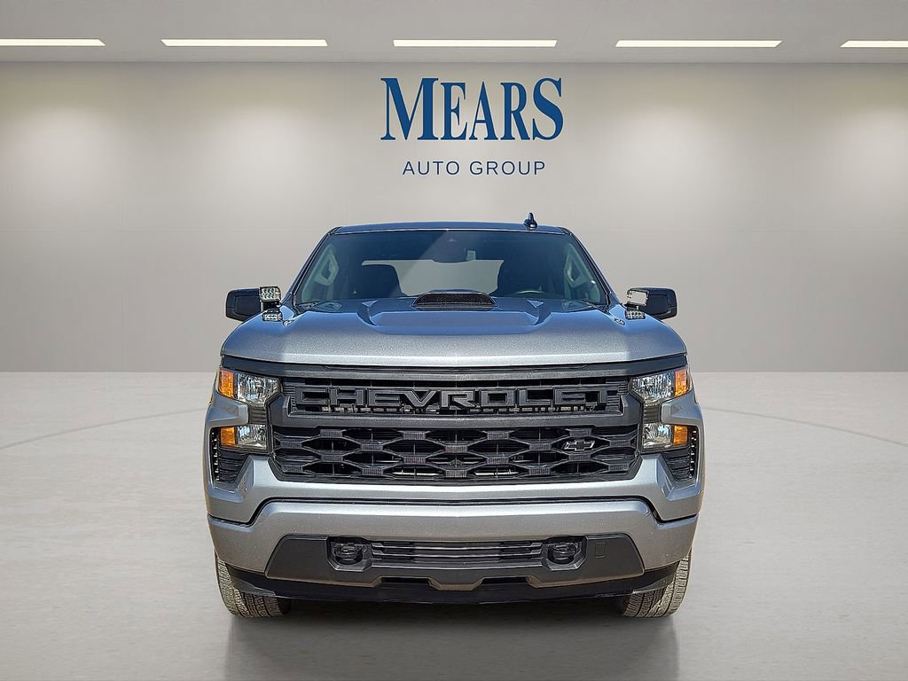 Used 2025 Chevrolet Silverado 1500 Custom image 8