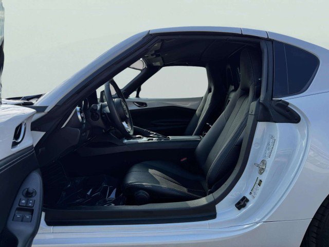 Used 2021 MAZDA MX-5 Miata RF Grand Touring image 17