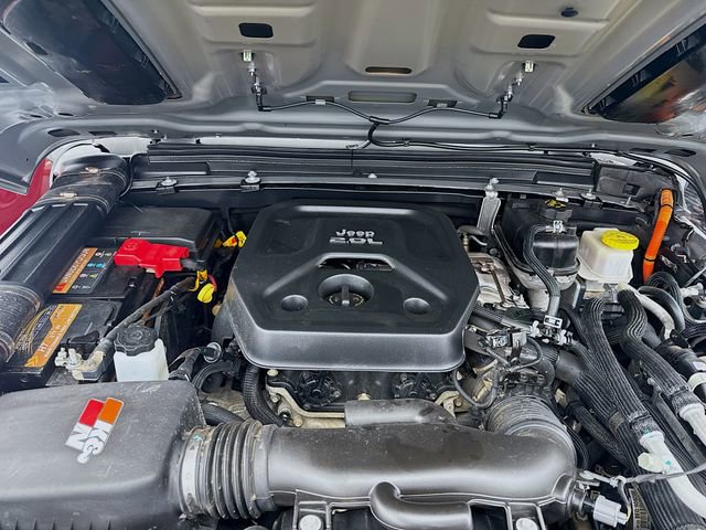 Used 2021 Jeep Wrangler Unlimited Rubicon 4xe AWD/4WD image 20