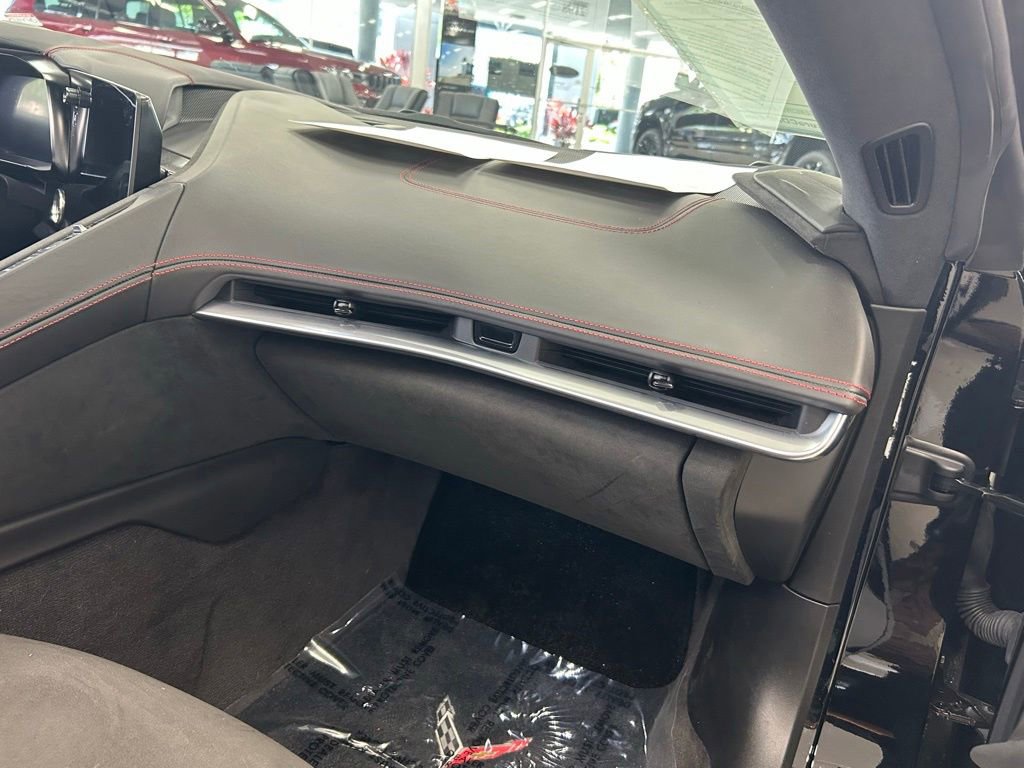 Used 2023 Chevrolet Corvette Z06 RWD image 32