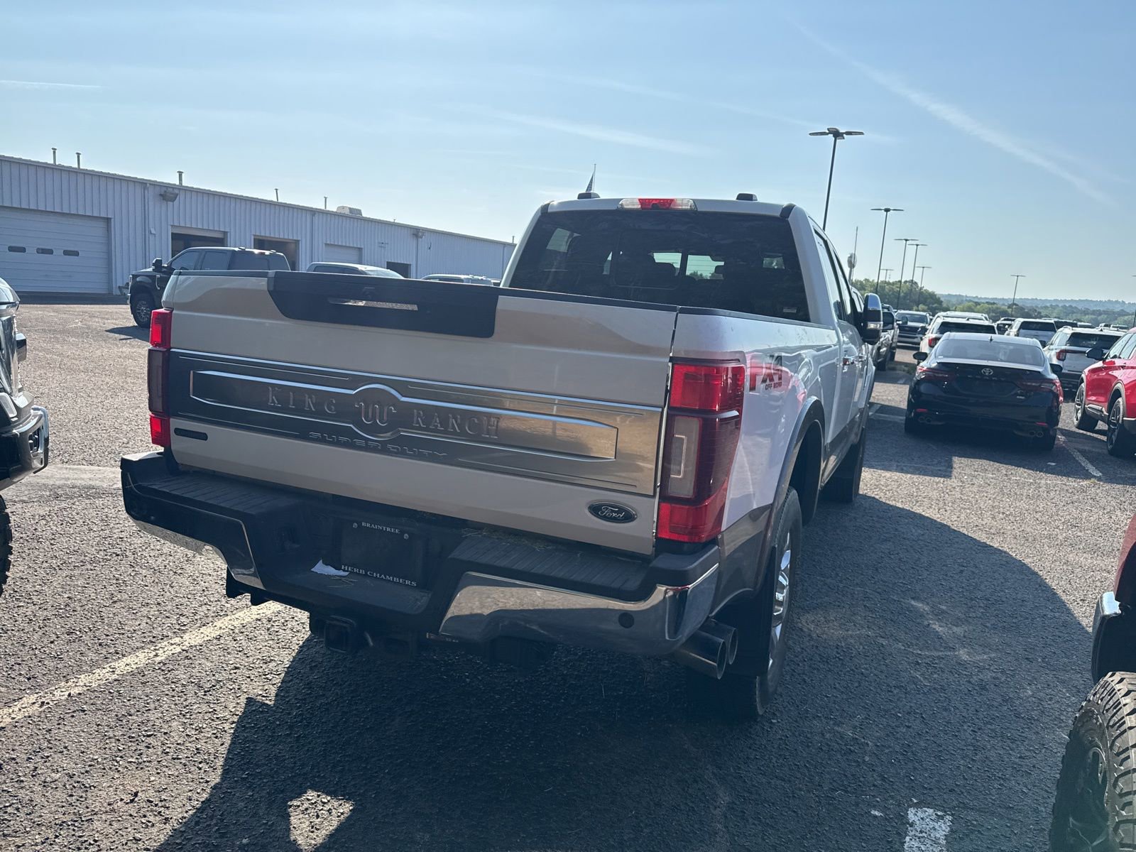 Used 2021 Ford F350 King Ranch w/ King Ranch Ultimate Package AWD/4WD image 7