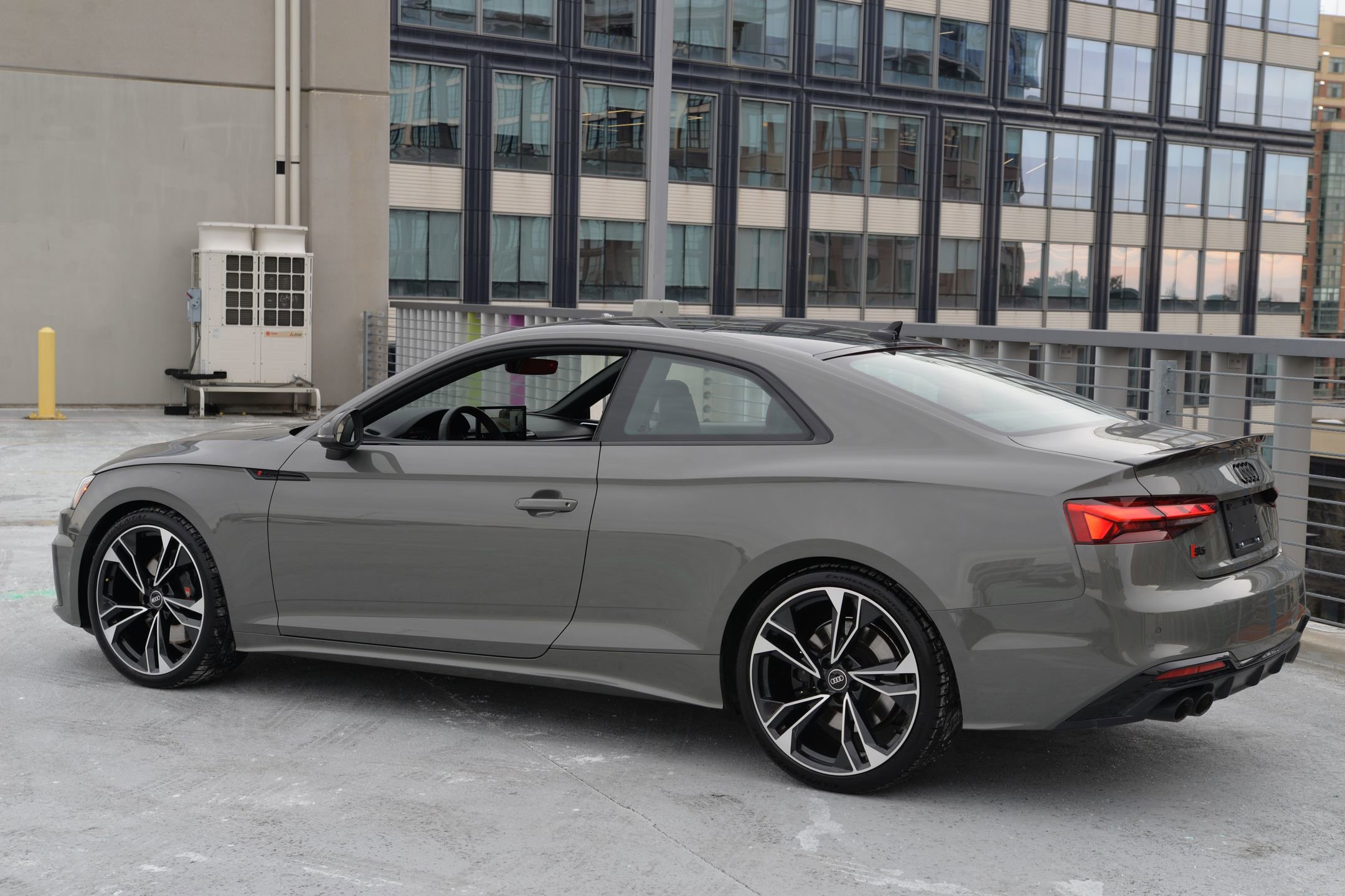 Used 2023 Audi S5 Premium Plus image 3