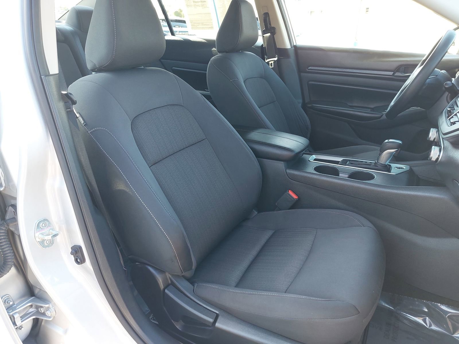 Used 2024 Nissan Altima 2.5 S image 10