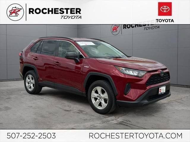 Certified 2019 Toyota RAV4 LE w/ Carpet Mat Package AWD/4WD image 91