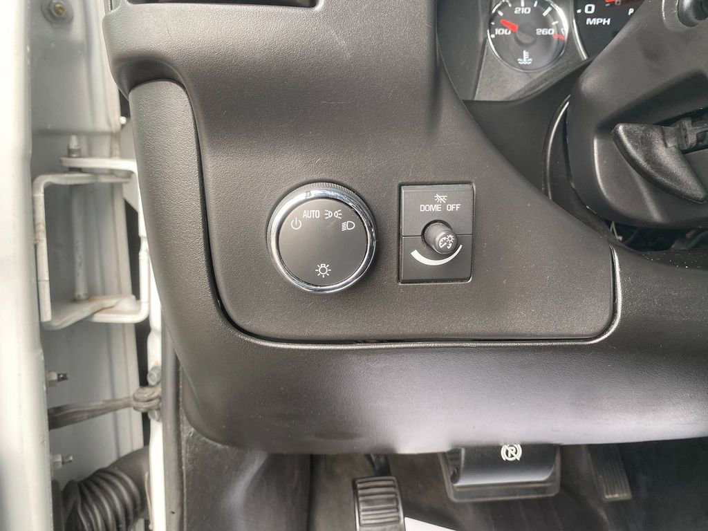 Used 2021 GMC Savana 2500 w/ Driver Convenience Package image 14