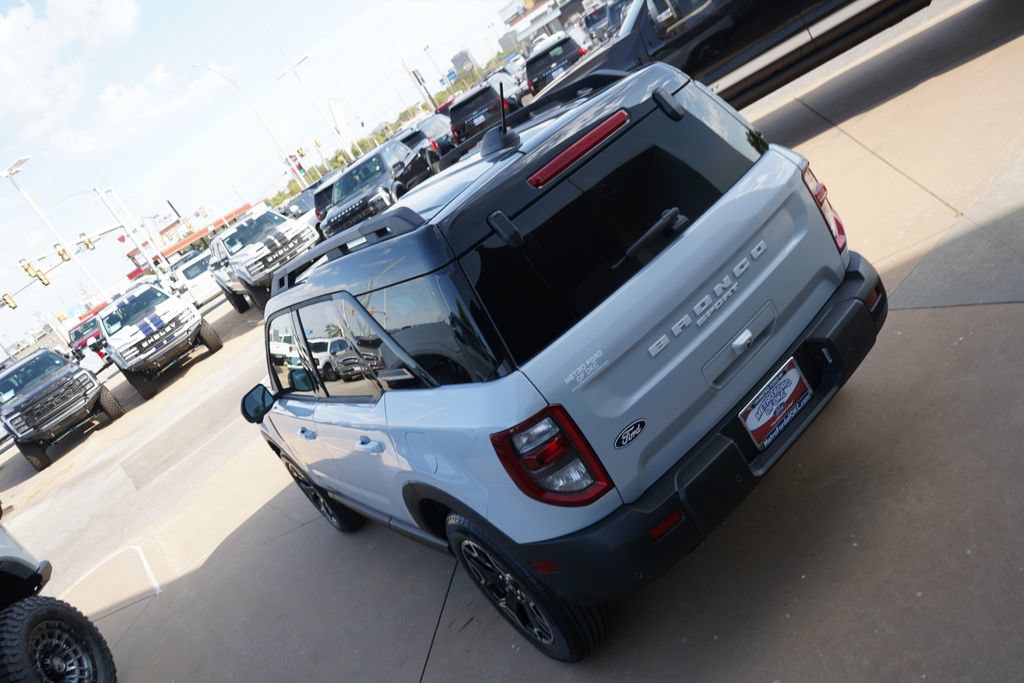 New 2026 Ford Bronco Sport Outer Banks w/ Outer Banks Tech Package+ AWD/4WD image 13