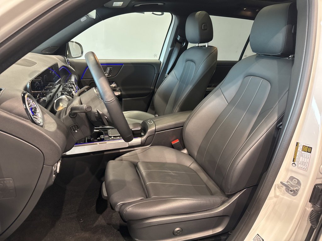 Used 2023 Mercedes-Benz EQB 300 4MATIC w/ Exclusive Package image 14