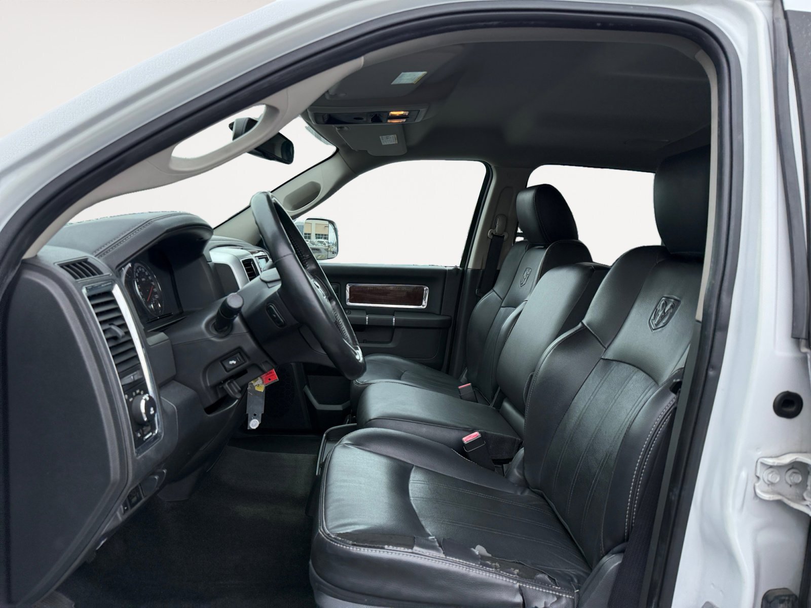 Used 2012 RAM 1500 Laramie image 10