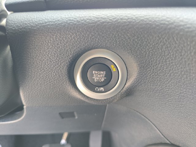 New 2026 Chrysler Pacifica Limited w/ S Appearance Package FWD image 28