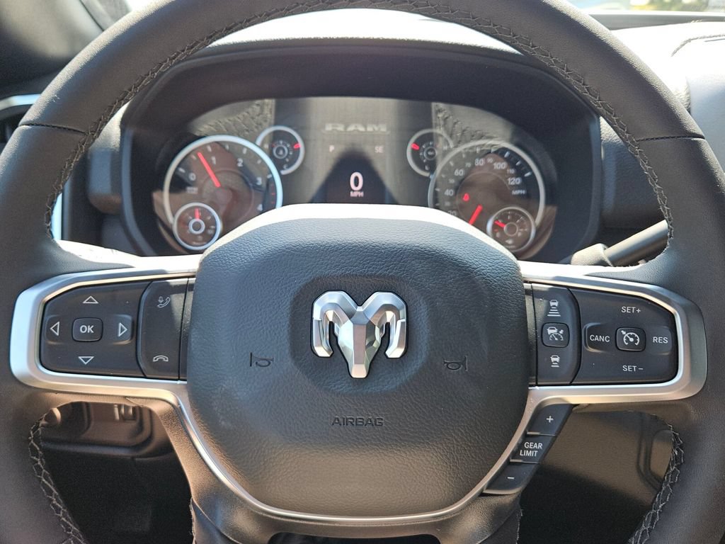 New 2026 RAM 3500 Big Horn AWD/4WD image 20