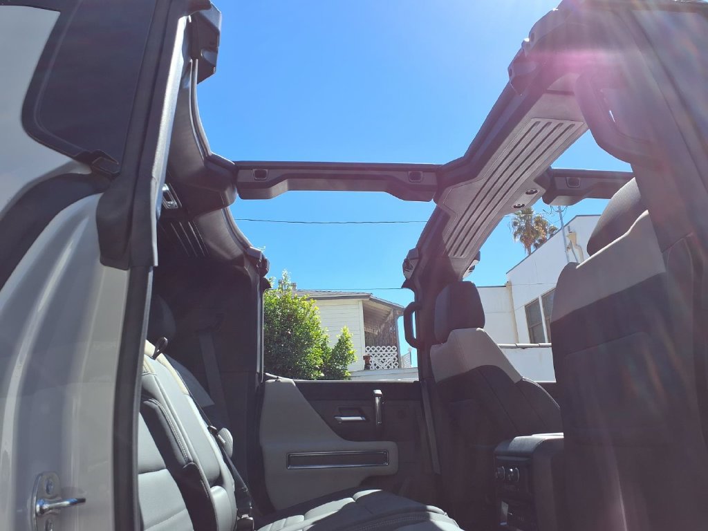 Used 2026 GMC Hummer EV SUV AWD/4WD image 29