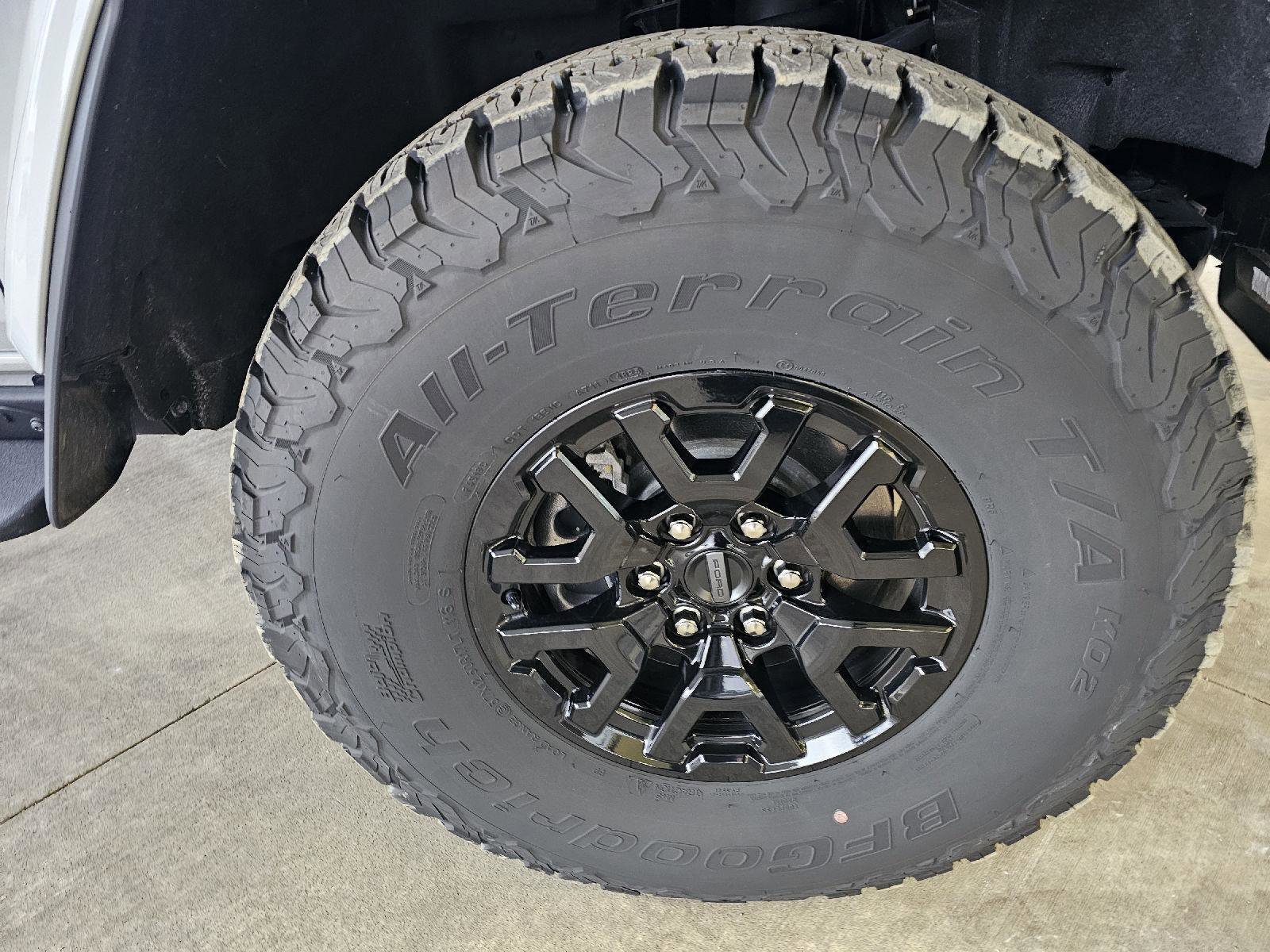 Used 2024 Ford Bronco Raptor w/ Interior Carbon Fiber Pack 6 image 9