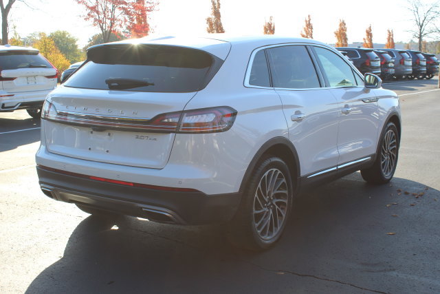 Certified 2020 Lincoln Nautilus Reserve AWD/4WD image 3