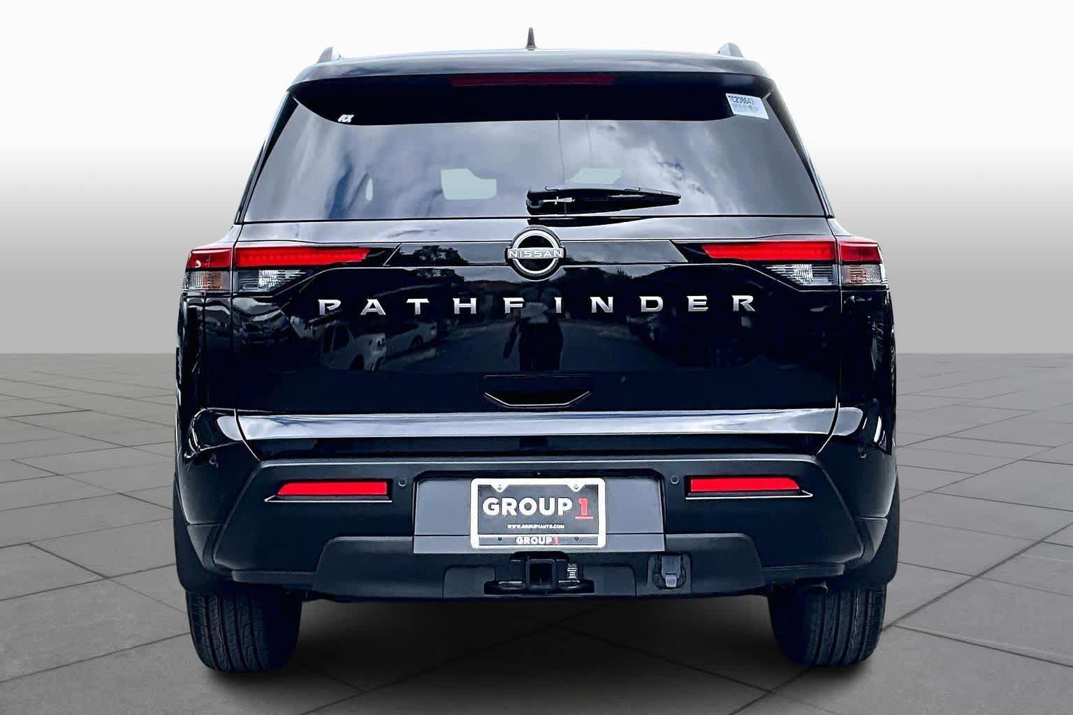 New 2026 Nissan Pathfinder SV image 4