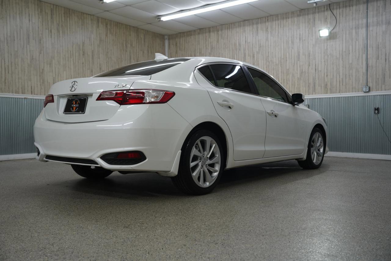 Used 2016 Acura ILX FWD image 10