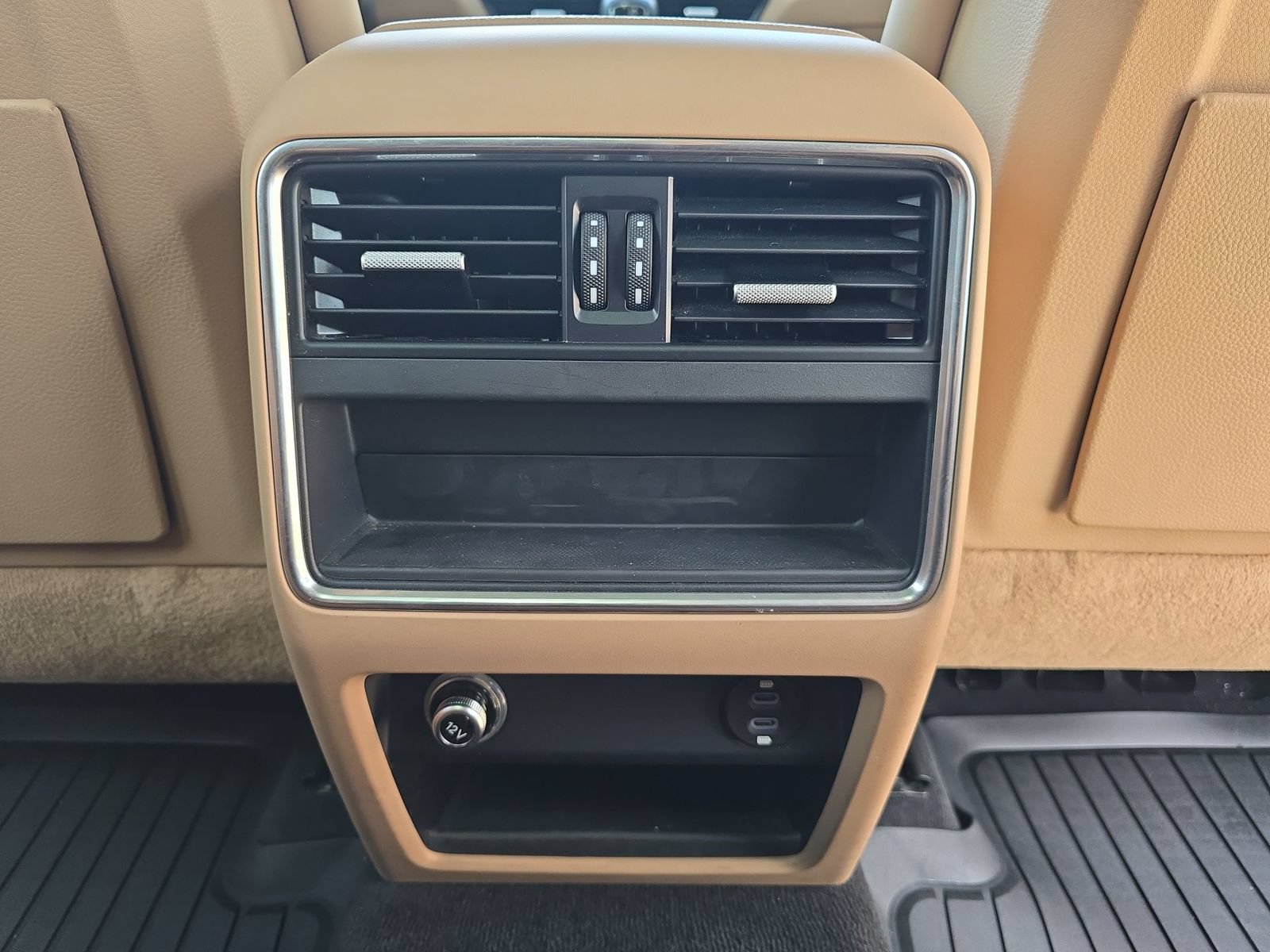Certified 2023 Porsche Cayenne AWD/4WD image 14