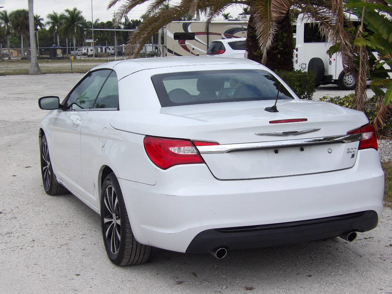 Used 2012 Chrysler 200 S image 6