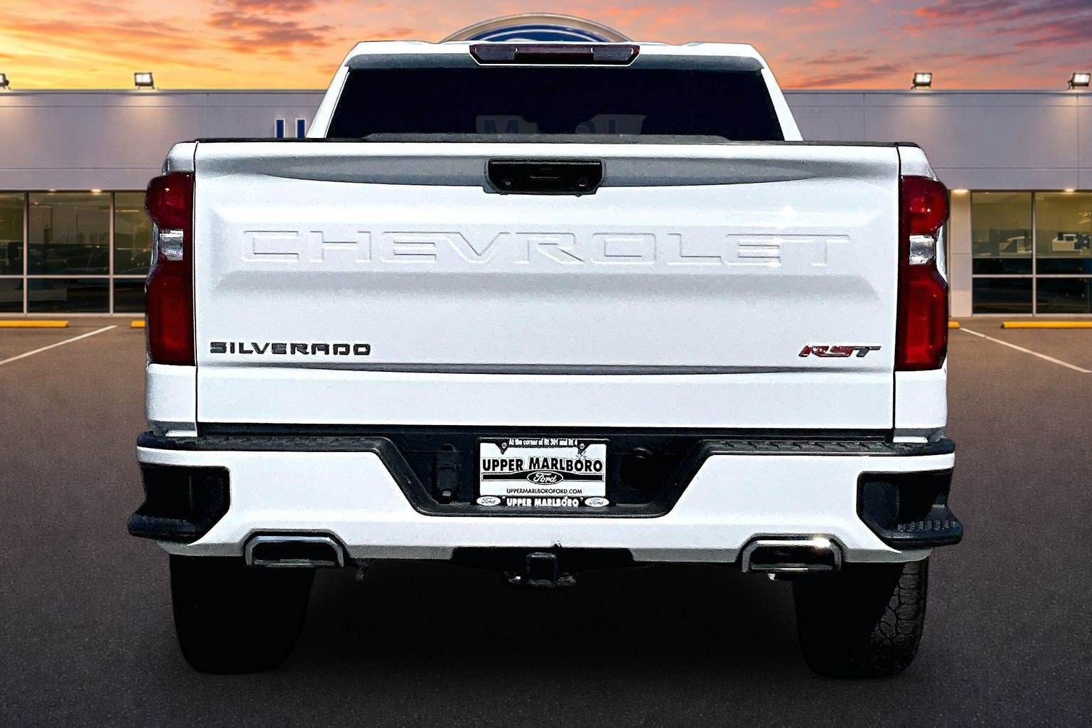Used 2023 Chevrolet Silverado 1500 RST AWD/4WD image 4