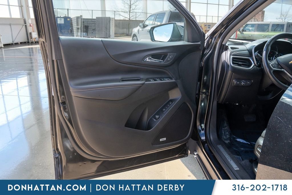 Used 2018 Chevrolet Equinox Premier image 14