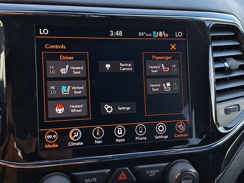 Used 2021 Jeep Grand Cherokee Overland AWD/4WD image 21