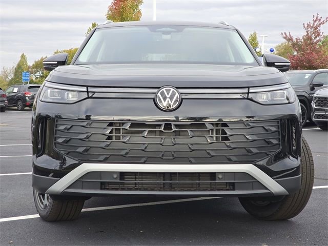 New 2026 Volkswagen Tiguan SE AWD/4WD image 9