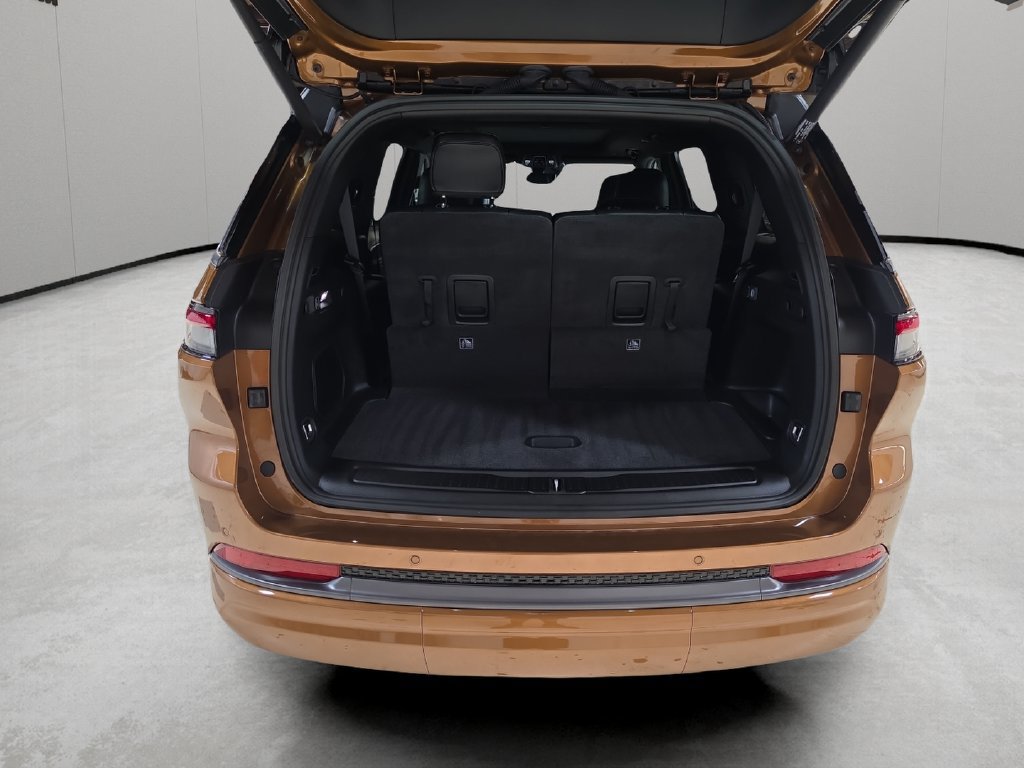 New 2026 Jeep Grand Cherokee L Limited AWD/4WD image 10
