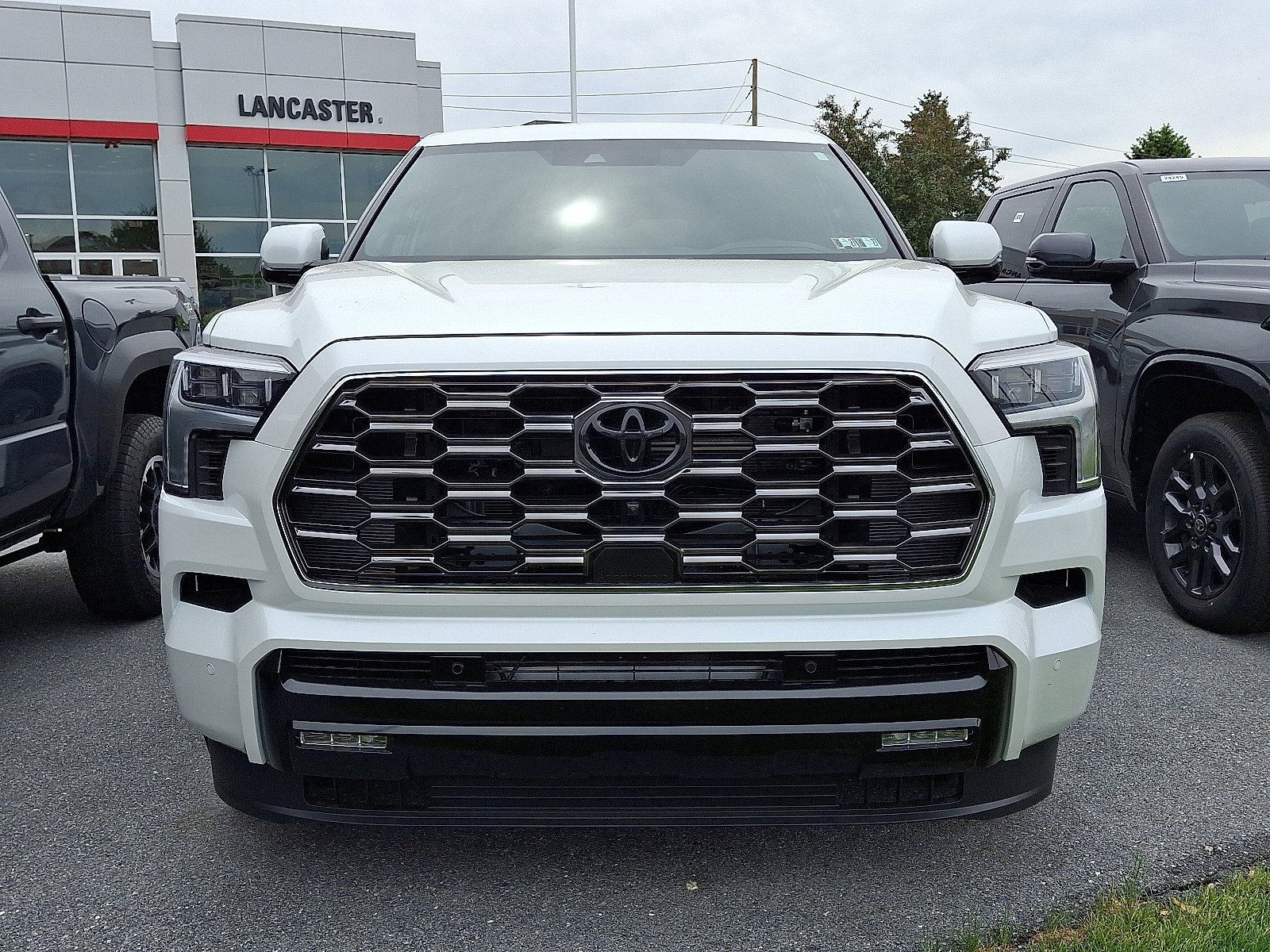 New 2026 Toyota Sequoia Platinum AWD/4WD image 2