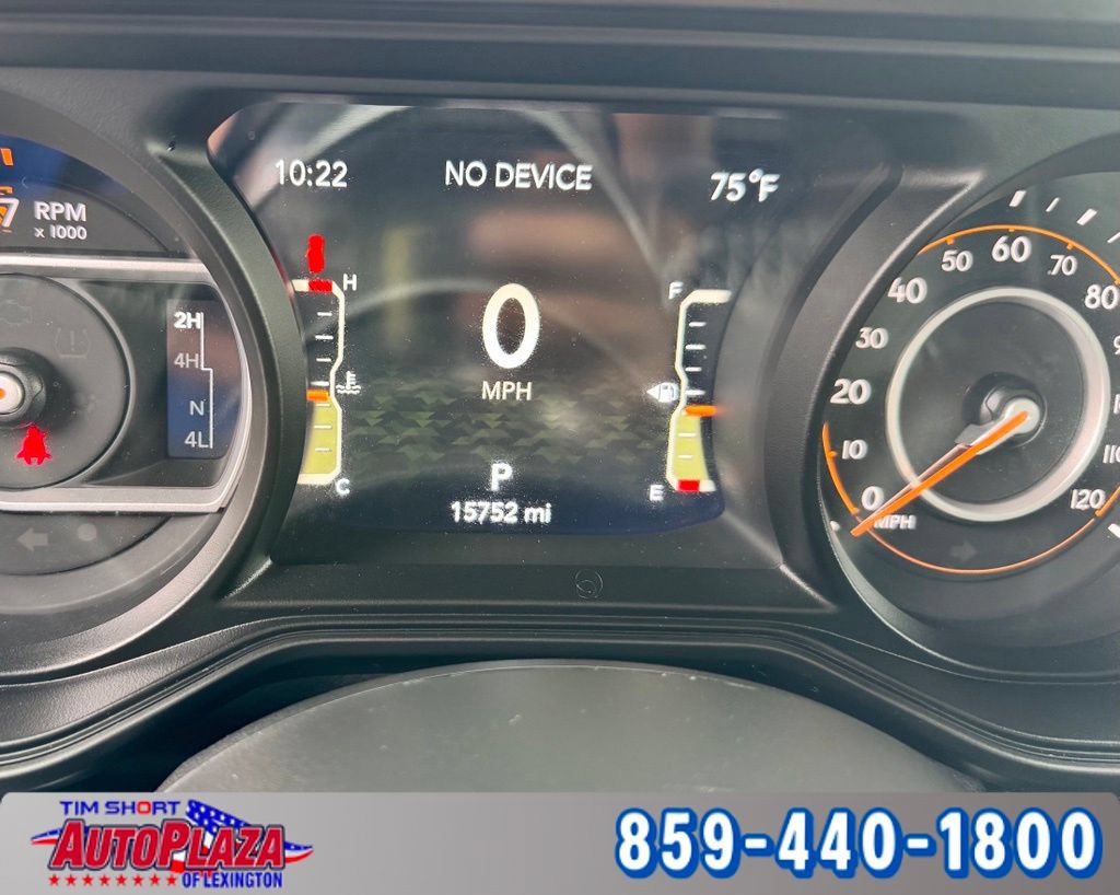 Used 2026 Jeep Wrangler Unlimited Sahara AWD/4WD image 4
