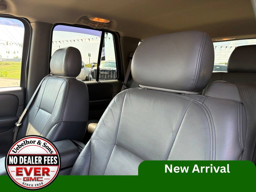 Used 2004 Chevrolet TrailBlazer LT w/ LT Preferred Equipment Group AWD/4WD image 22