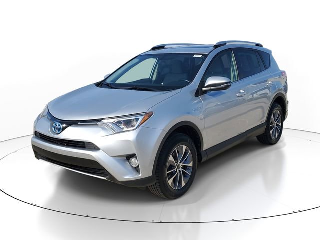 Used 2016 Toyota RAV4 XLE AWD/4WD image 2