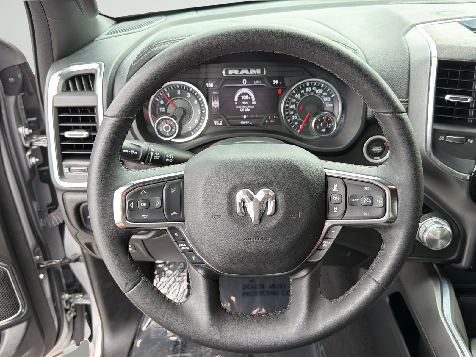 Used 2025 RAM 1500 Laramie AWD/4WD image 13